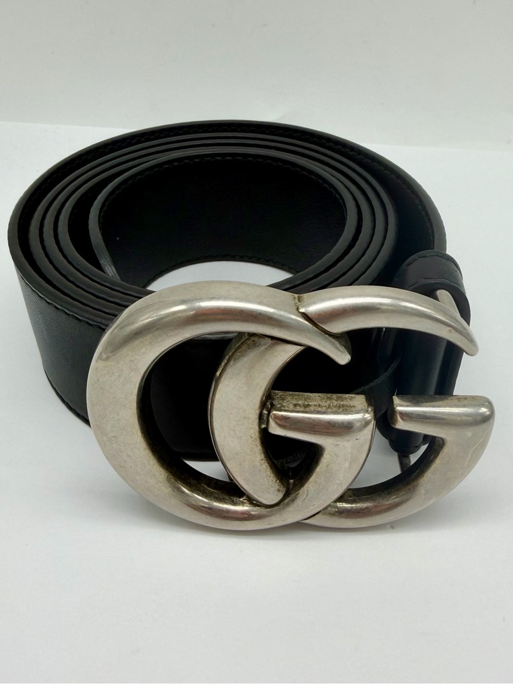 Gucci Black Leather Women’s Belt with Silver Double G Buckle Sz 44 New Italy